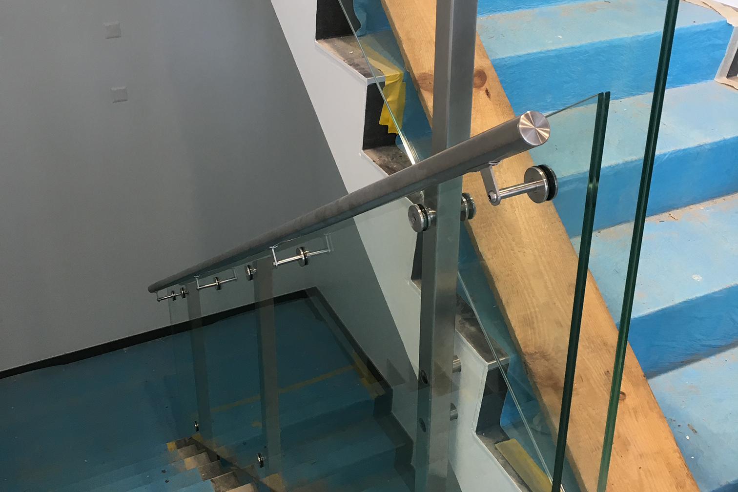 Offre complète pour prise de mesure d'escaliers à Genève, en Suisse