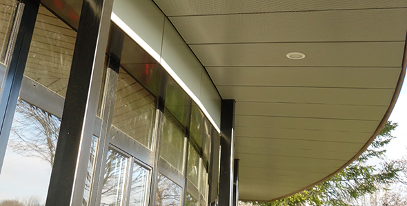 Vitesse du robot pour implantation de fixations au plafond à Neuchâtel